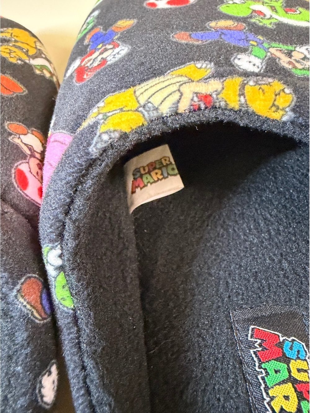 Super Mario Character Print Cozy Slip-On Slippers Size 7/8 - Picture 6 of 7